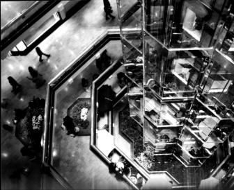Downtown Chicago mall by Brendan Paxton on sxc.hu